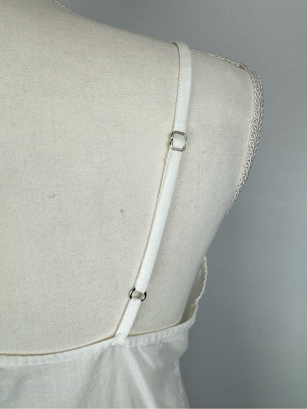Juliet Dunn London White Cotton Slip Dress Chemise V-Neck Lightweight Small - Picture 9 of 11